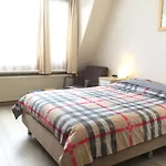 Hotel Plato Den Haag Scheveningen 3*