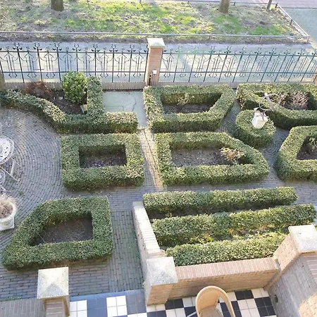 Hotel Plato Den Haag Scheveningen 3* Haag