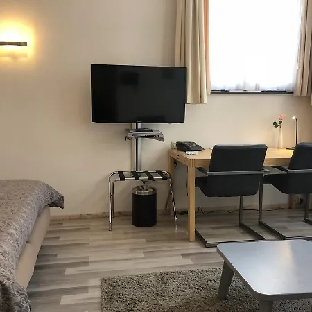 Hotel Plato Den Haag Scheveningen Otel 3*