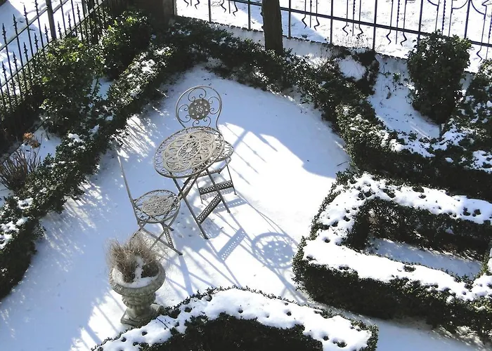 Hotel Plato Den Haag Scheveningen 3*