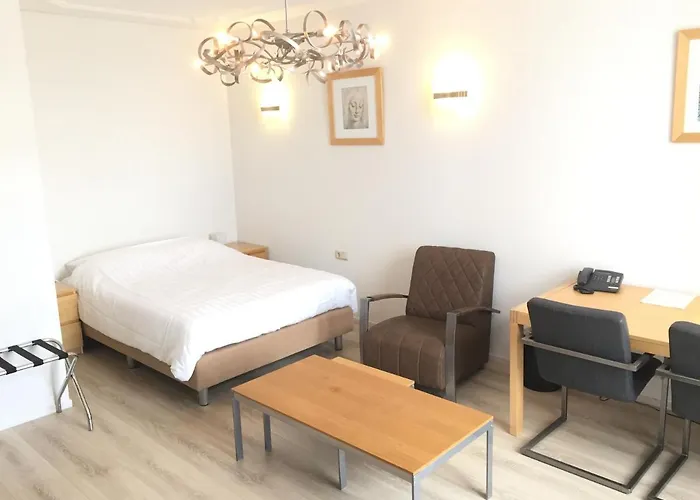 Hotel Hotel Plato Den Haag Scheveningen 3*