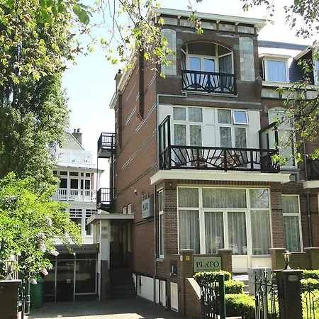 מלון Hotel Plato Den Haag Scheveningen האג