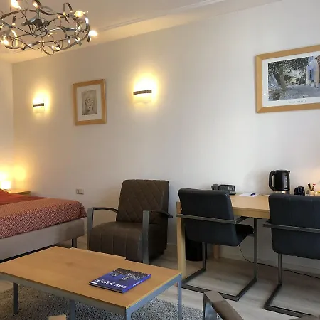 Hotel Plato Den Haag Scheveningen מלון האג