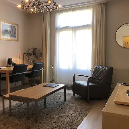 Hotel Plato Den Haag Scheveningen האג